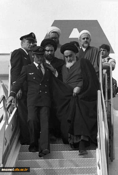 سالروز ورود امام راحل به میهن
