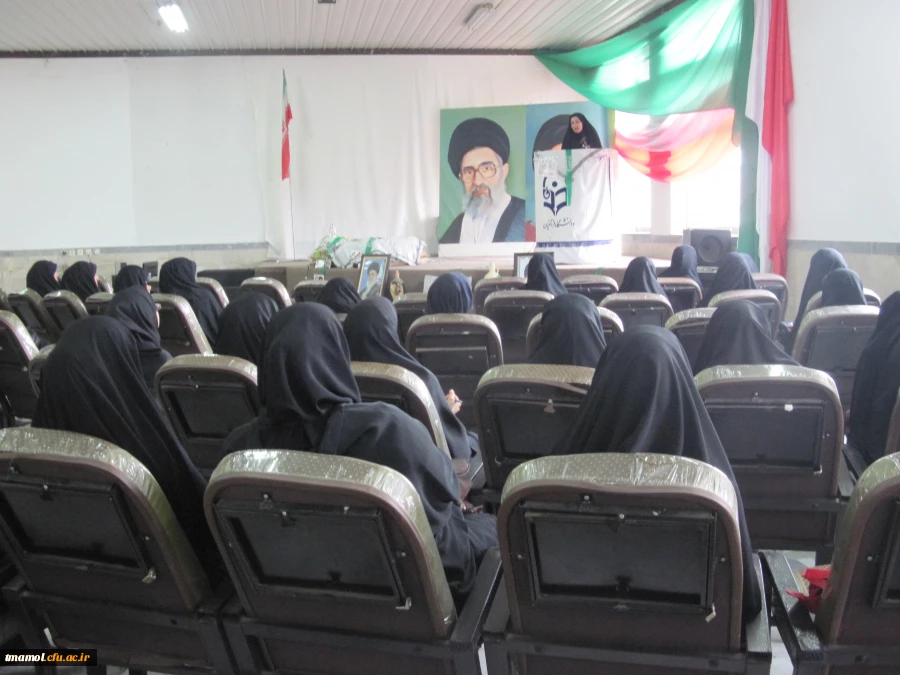 نشست صمیمانه سرپرست دانشگاه با دانشجویان