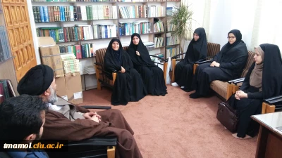 دیدار خانم دکتر علیپور رییس دانشگاه ودانشجویان با امام جمعه شهرستان آمل به مناسبت آغاز سال 96