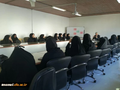 برگزاری کارگاه آموزشی نحوه برخورد و تعامل  با دانش آموزان توسط آقای سجادی در ساعت فرهنگی