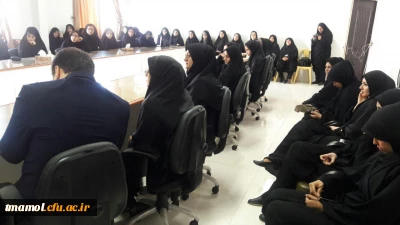 برگزاری نشست کتاب با حضور مسئولین کتابخانه عمومی آمل به مناسبت هفته کتاب و کتابخوانی