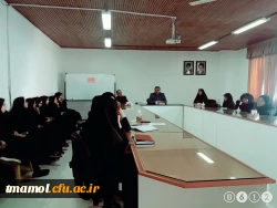 نشست صمیمانه  دانشجویان با مسئولین استانی