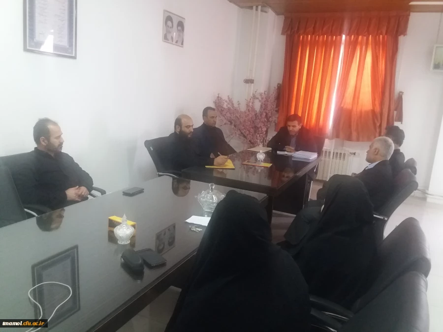 جلسه نظارت و ارزیابی مدیریت  استانی با کارکنان