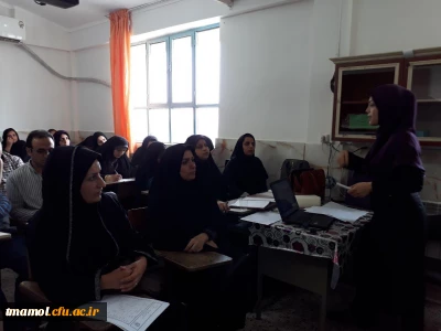 بازدید سرپرست مرکز خانم دکتر علی پور و کارشناس آموزش از دوره های ضمن خدمت فرهنگیان آموزش و پرورش آمل جهت شناسایی اساتید توانمند