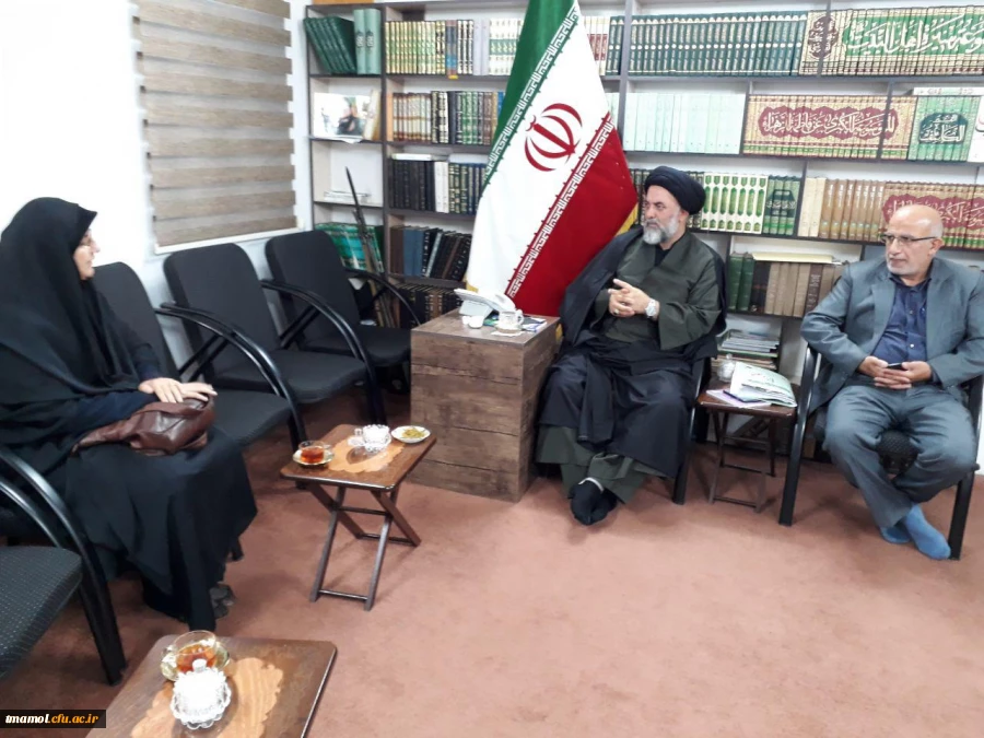 دیدار ریاست دانشگاه با امام جمعه