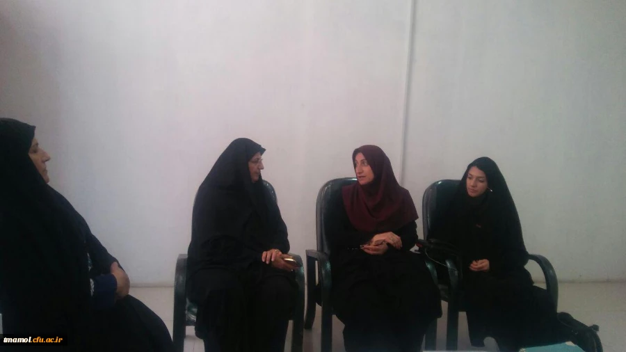 جلسه با مربی هلال احمر