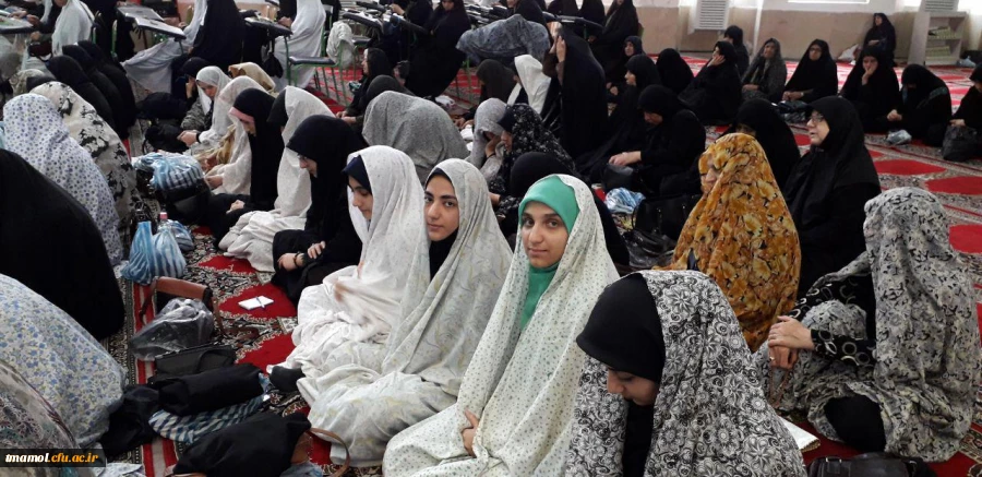 حضور دانشجویان عضو کانون نماز و نیایش در نماز جمعه