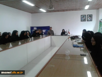 نشست کتابخوانان با همکاری اداره کتابخانه های عمومی شهرستان آمل