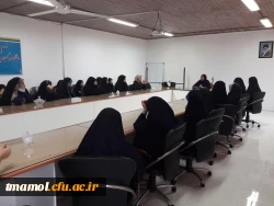 نشست با دانشجویان