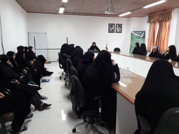 نشست با دانشجویان