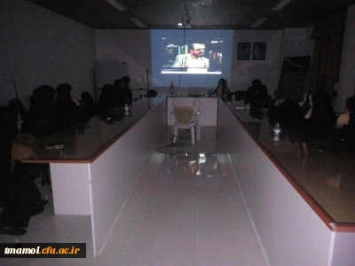 برگزاری جلسه ی نقد و بررسی مستند