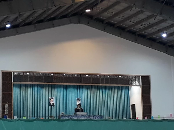 شرکت در نماز جمعه