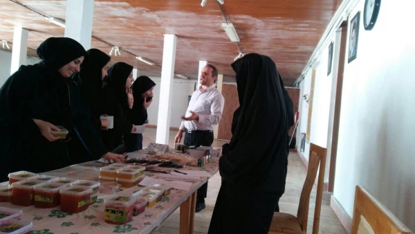 نمایشگاه گیاهان دارویی