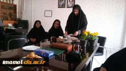 تجلیل از بانوان شاغل