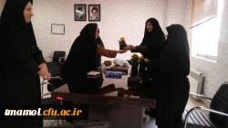 تجلیل از بانوان شاغل