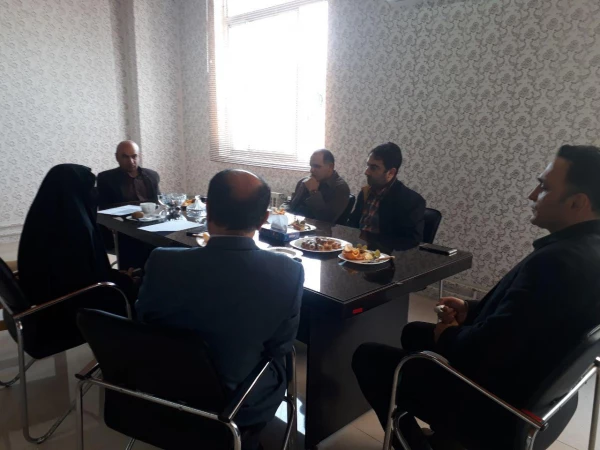 جلسه هم اندیشی سرپرست محترم مرکز آمل ، دکتر معصومه رضائی منش با اساتیدمرکز