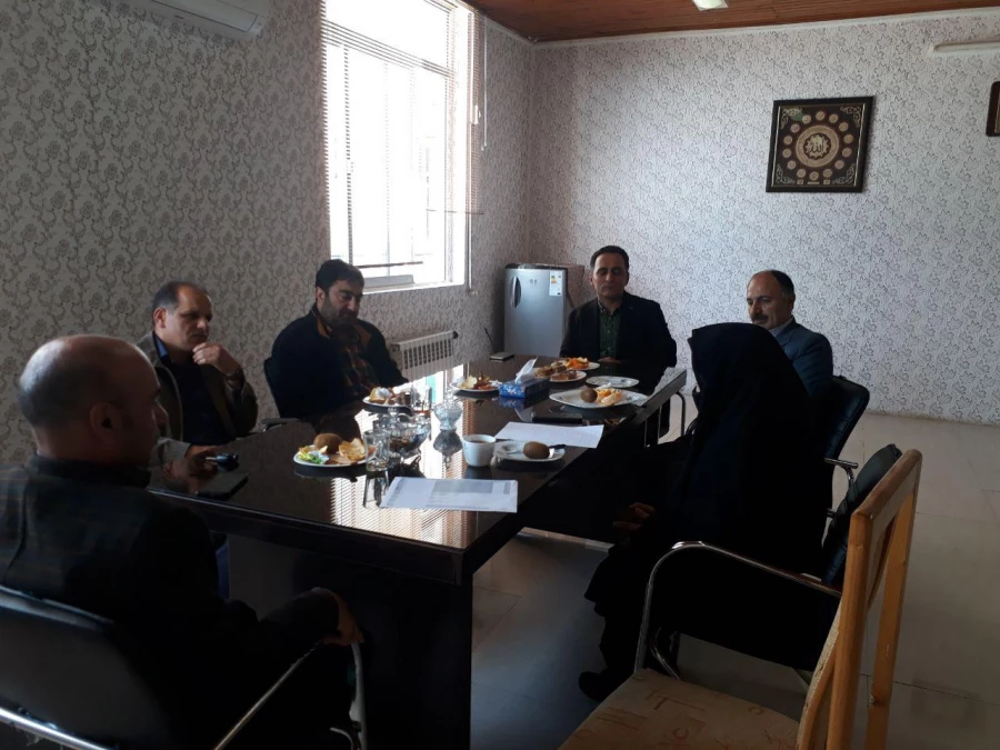 جلسه هم اندیشی سرپرست محترم مرکز آمل ، دکتر معصومه رضائی منش با اساتیدمرکز