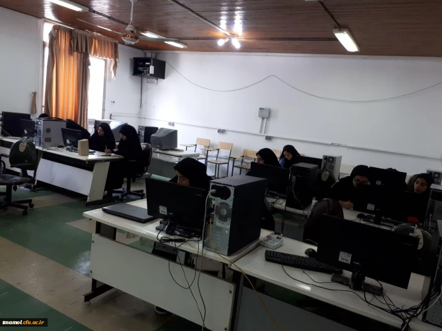 برگزاری اولین جلسه دوره های ICDL برای اولین گروه در سایت دانشگاه
با حضور سرکار خانم پیروی