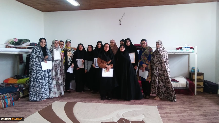 تجلیل از اعضای سرای دانشجویی نمونه مرکز آمل