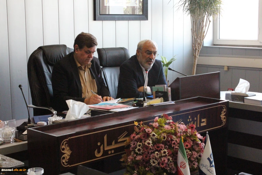 با حضور دکتر خنیفر امیدوار به تحول در این دانشگاه هستیم