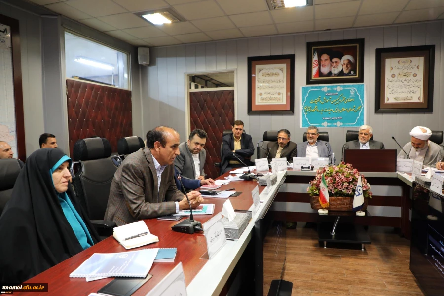 تاکید اعضای کمیسیون آموزش وتحقیقات بر اولویت حمایت و حل مشکلات دانشگاه فرهنگیان 14