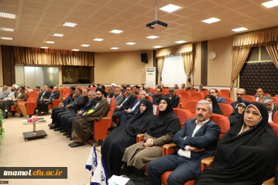 نشست صمیمی هم اندیشی و تبادل نظر پیرامون تربیت معلم با حضور هیات رئیسه، شورای مدیران و روسای پیشین دانشگاه فرهنگیان برگزار شد