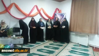 تجلیل از همکاران خانم آشپز 

تجلیل از همکاران خانم آشپز 